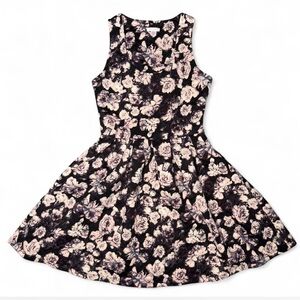 edikted lace dress Scarlet Layered Lace Mini Dress